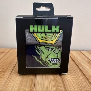 Incredible Hulk Men's Size 6-12 Crew Socks Gray Black 2-Pairs Box Set Marvel NEW